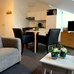Nicolette Apartmanhotel