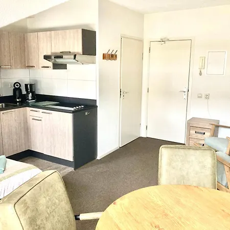 Nicolette Катвейк-ан-Зе