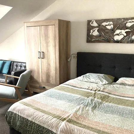 Nicolette Aparthotel 4*