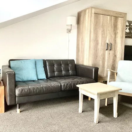 Nicolette Aparthotel