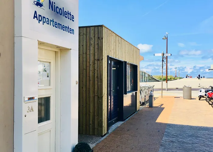 Nicolette Aparthotel