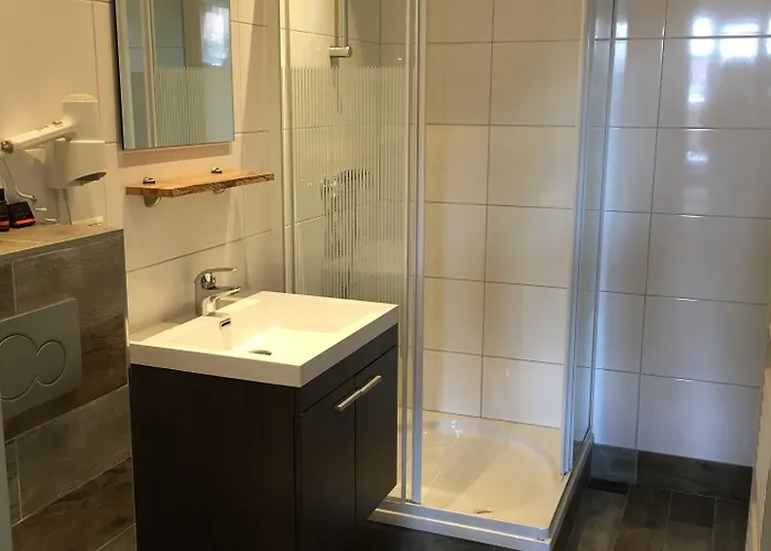 Nicolette Катвейк-ан-Зе