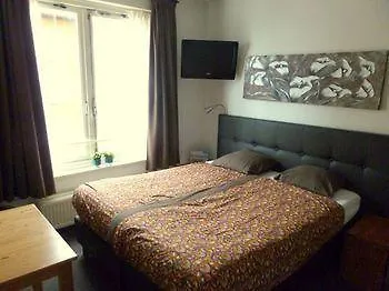 Nicolette Aparthotel